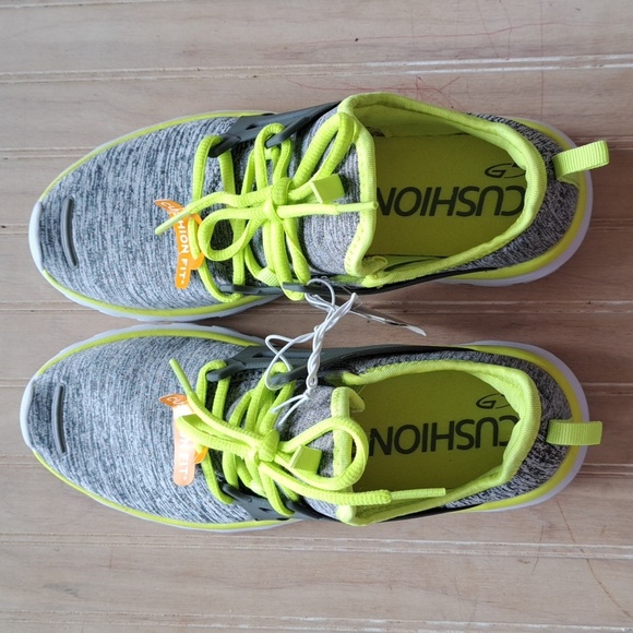 NWT C9 Champion Poise Athletic Shoes, featuring a Cushion Fit Memory Foam Sock - Picture 2 of 11